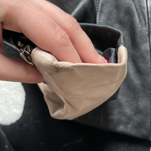 Vince Camuto leather jacket - Picture 5 of 13